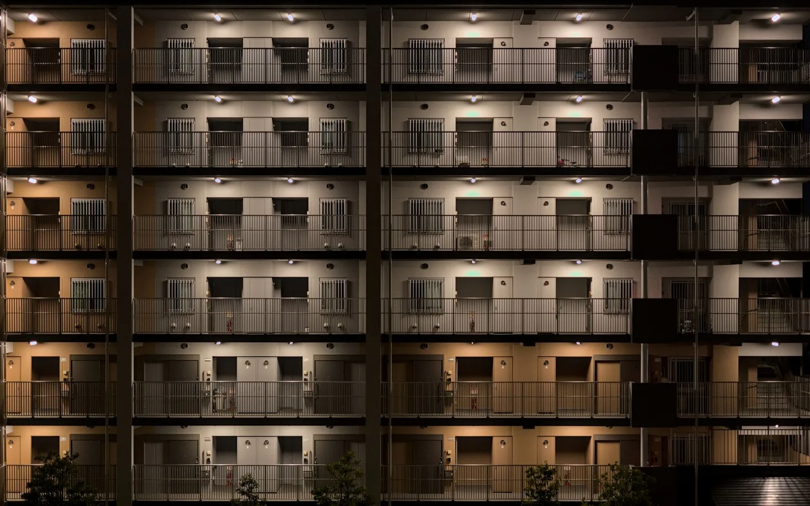 横浜の街並みとモダンな住宅街